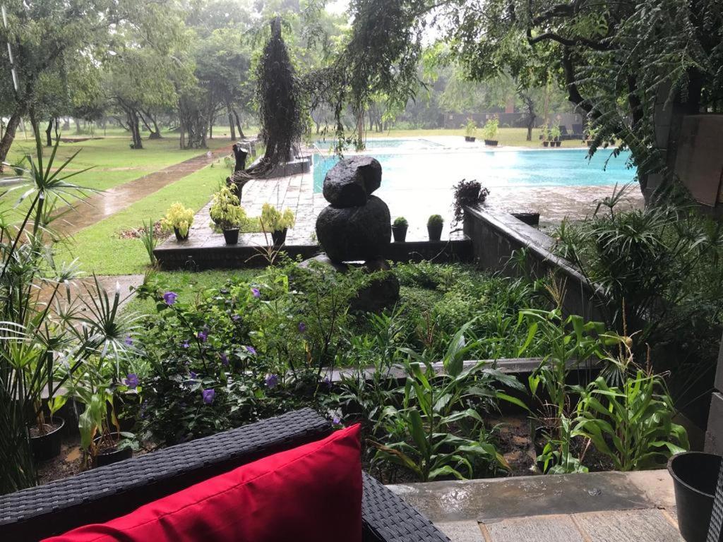 Aswadduma Hotel Dambulla Buitenkant foto