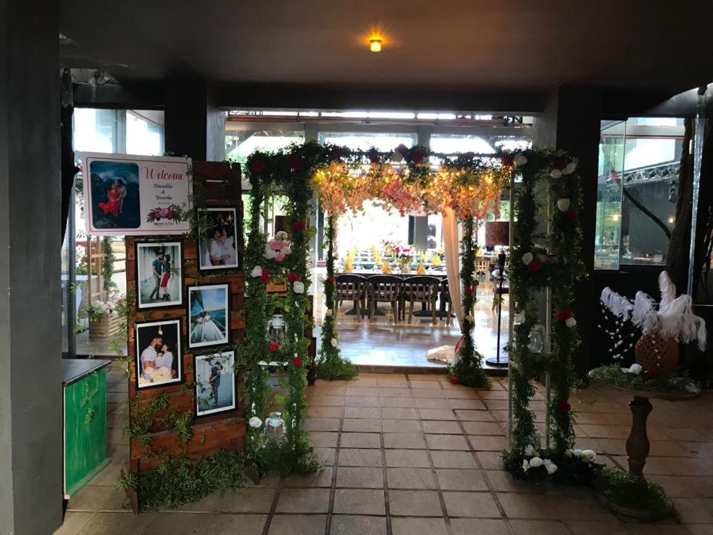 Aswadduma Hotel Dambulla Buitenkant foto